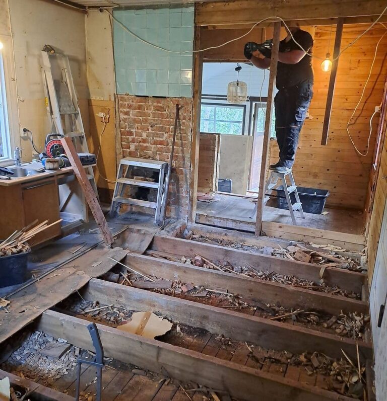 Keittiön purkutyöt